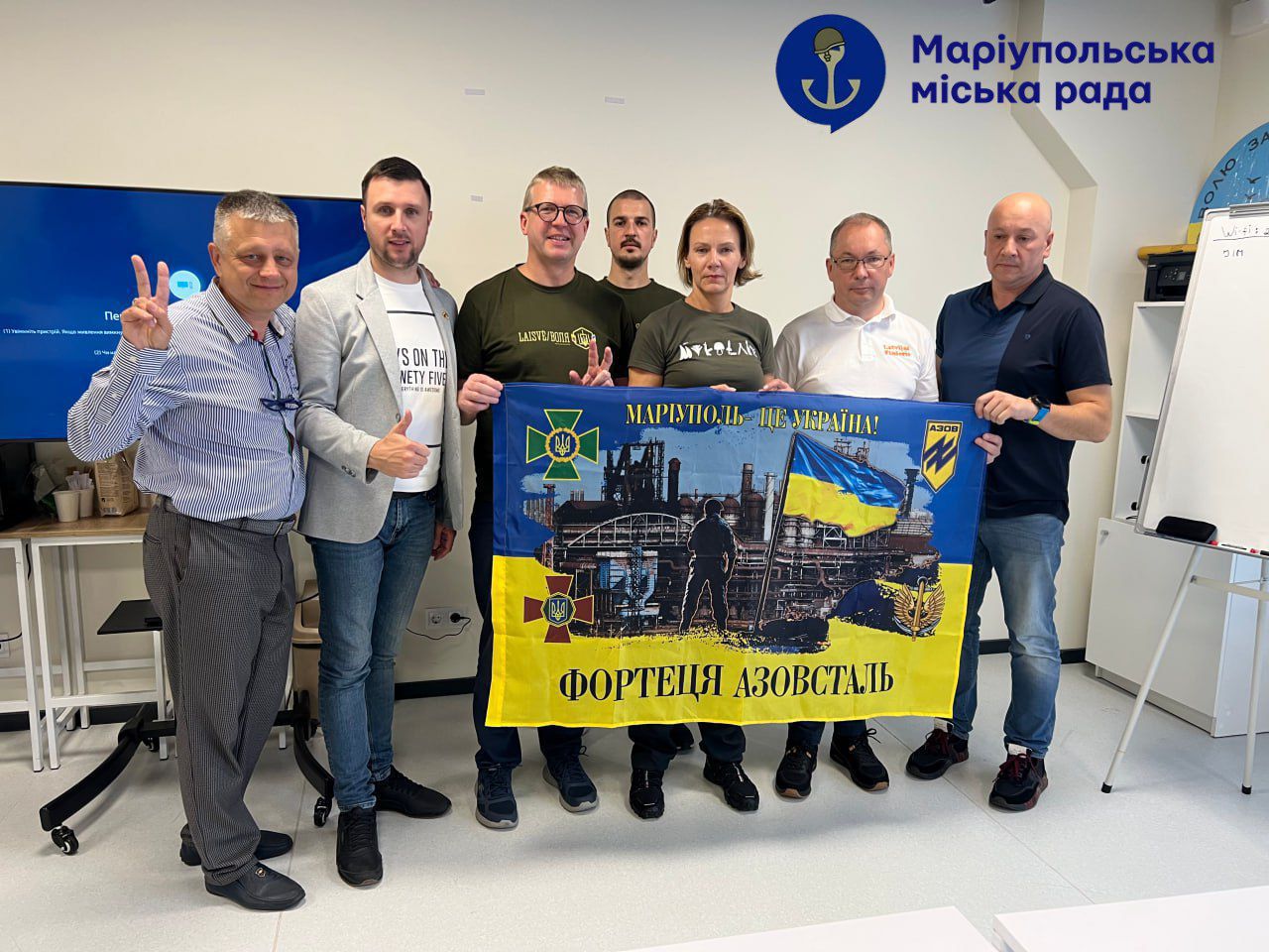 Литва і Латвія передали меблі для облаштування соціального житла для маріупольських переселенців у Дніпрі