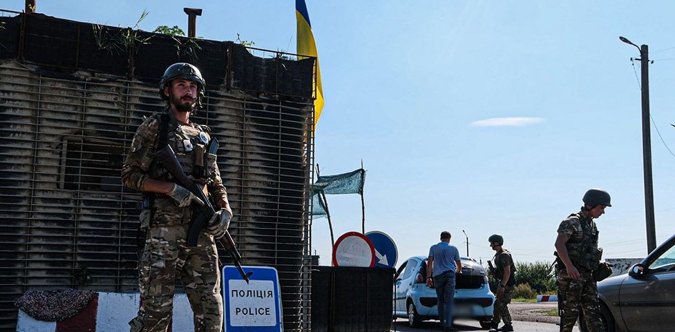 В Донецкой области полиция готовит блокпосты к холодному сезону