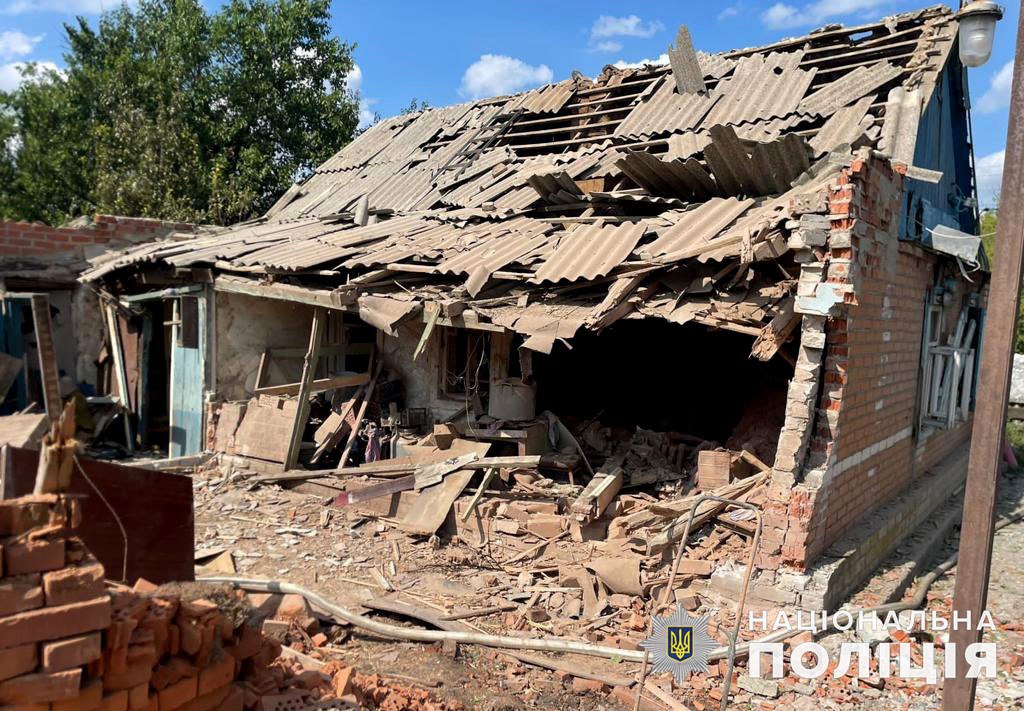 На Донеччині росіяни протягом доби пошкодили 7 житлових будинків, — поліція