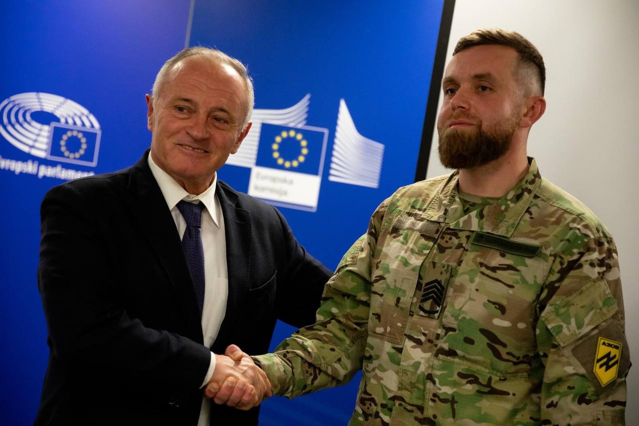 Захисник "Азовсталі" розповів про оборону Маріуполя під час презентації фільму "Абсолютне зло" в Словенії
