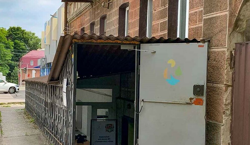 У кремінському хабі в Дніпрі переселенців консультуватимуть ще два фахівці