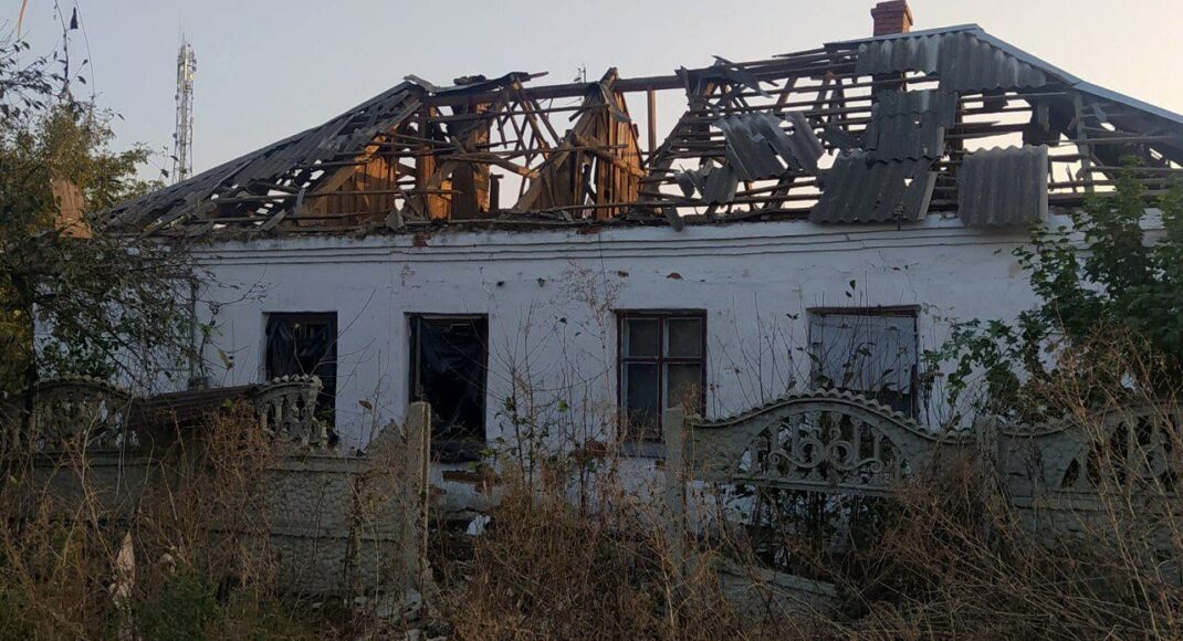 Россияне ранили в Донецкой области еще двух гражданских в течение суток, — ОВА