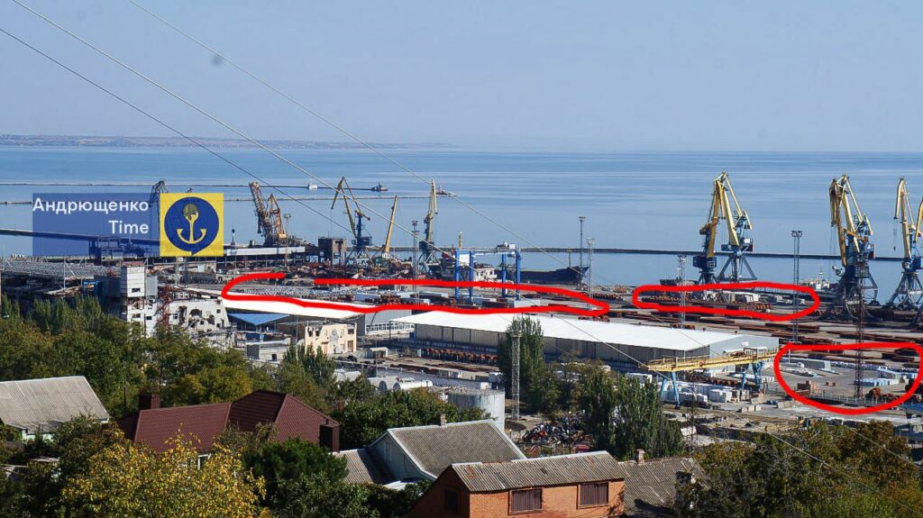 У Маріупольському порту зафіксували три російських судна під завантаження, — Андрющенко
