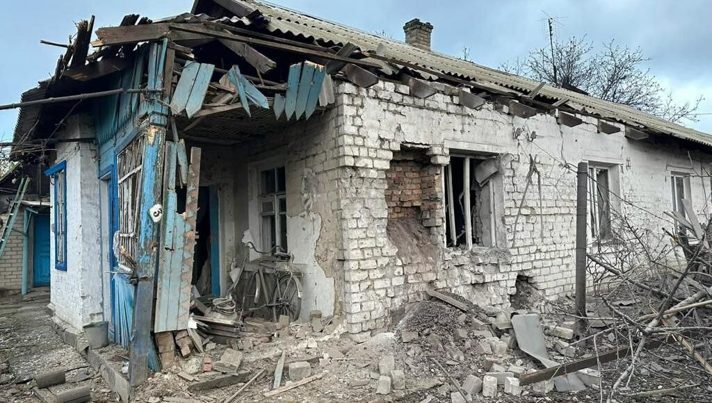 Через обстріли з боку росіян на Донеччині поранено трьох цивільних, — ОВА