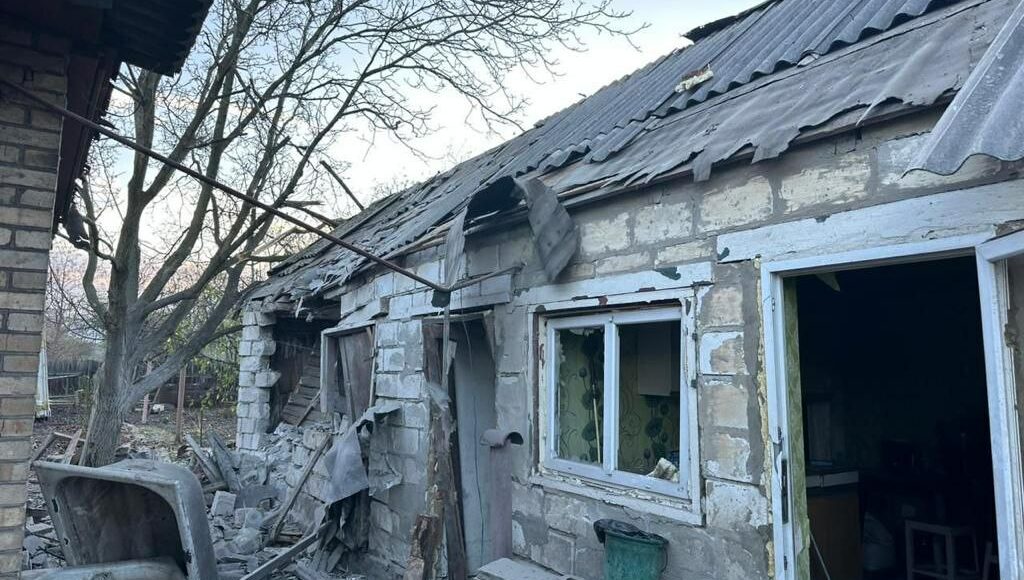 В Донецкой области военные рф за сутки ранили семерых жителей