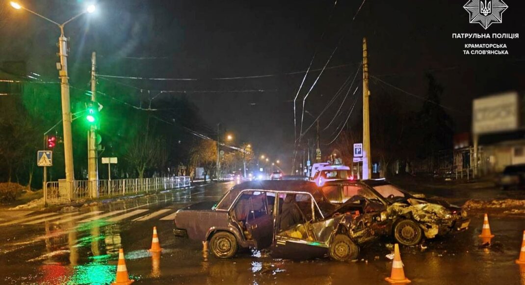 У Краматорську на перехресті вулиць Паркової та Ювілейної сталася ДТП