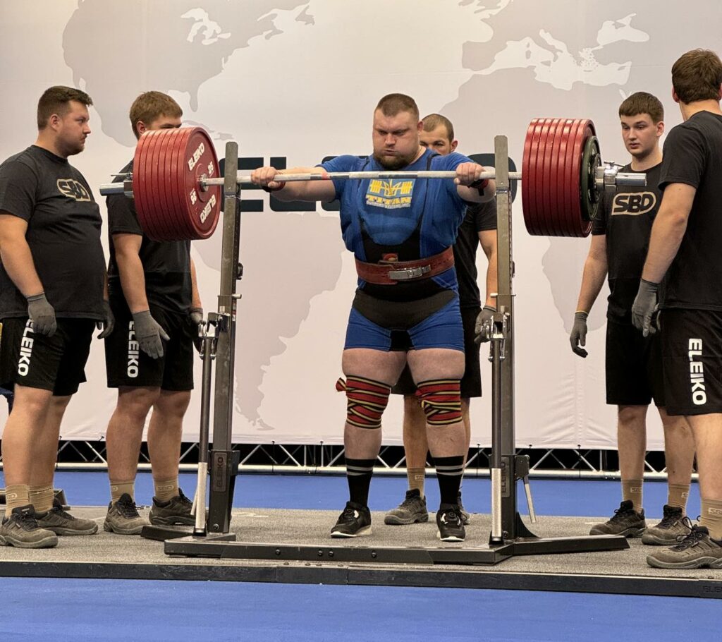 Спортсмени з Краматорська взяли "золото" на чемпіонаті світу з пауерліфтингу