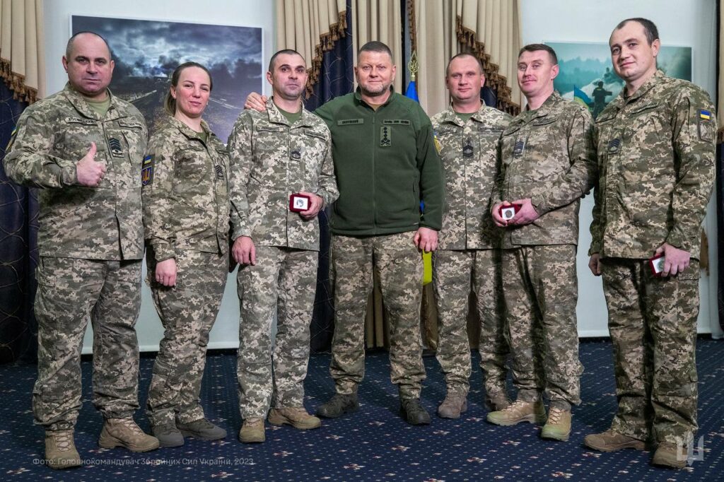 Залужний привітав сержантів і старшин із професійним святом