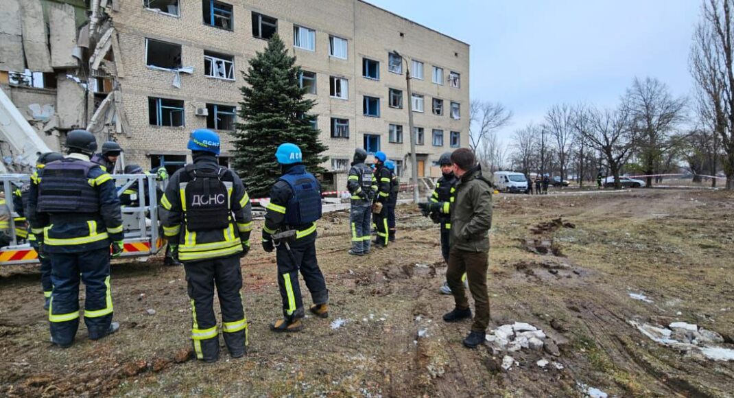 Обстріл Селидового: дві людини загинуло внаслідок ракетного удару росіян