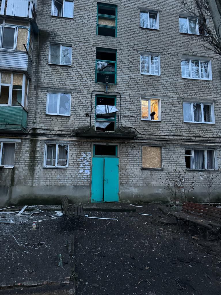 На Донеччині ніч минула без постраждалих: в ОВА розповіли, які населені пункти зазнали атак рф протягом доби