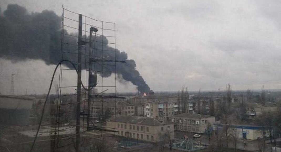 В окупованому Іловайську повідомляють про бавовну: горів склад окупантів