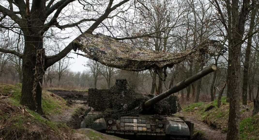 ЗСУ стримують ворога біля Авдіївки, завдають втрат росіянам під Бахмутом, — Генштаб