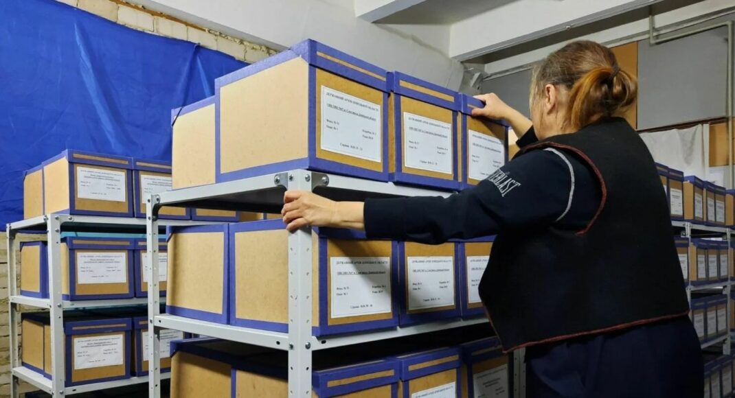 Архівна система Донеччини сьогодні налічує 28 архівів