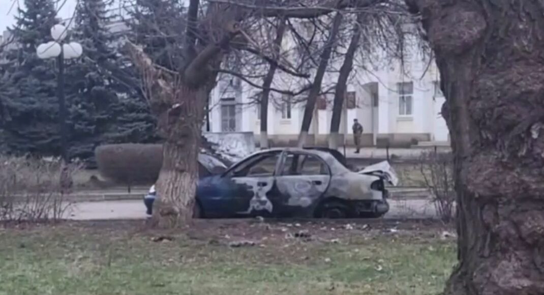 В оккупированном Луганске взорвали авто "народного депутата лнр", он умер, — СМИ