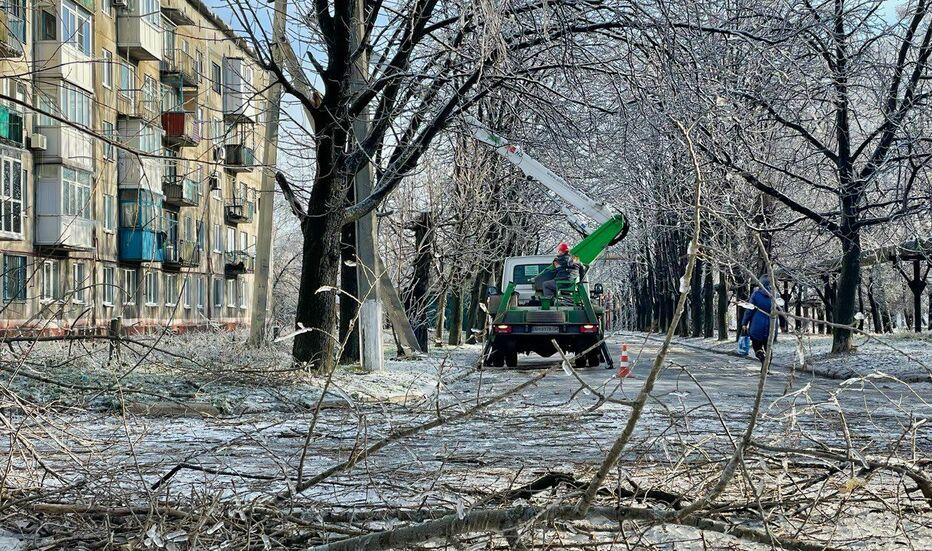 У Донецькій області ускладнена ситуація з електропостачанням, — ОДА