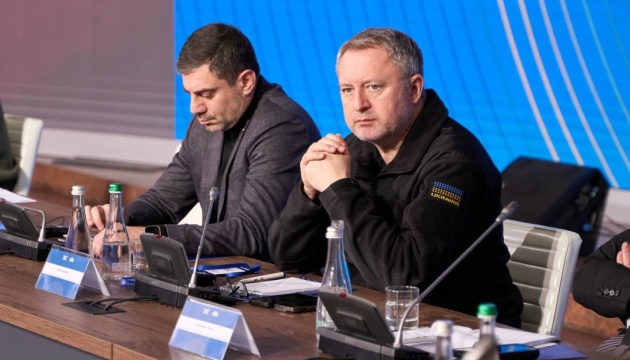 В Украине расследуют более 3,4 тысячи военных преступлений против детей