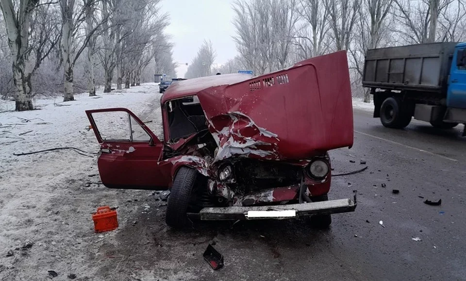 У ДТП під Маріуполем загинула людина, ще одна постраждала