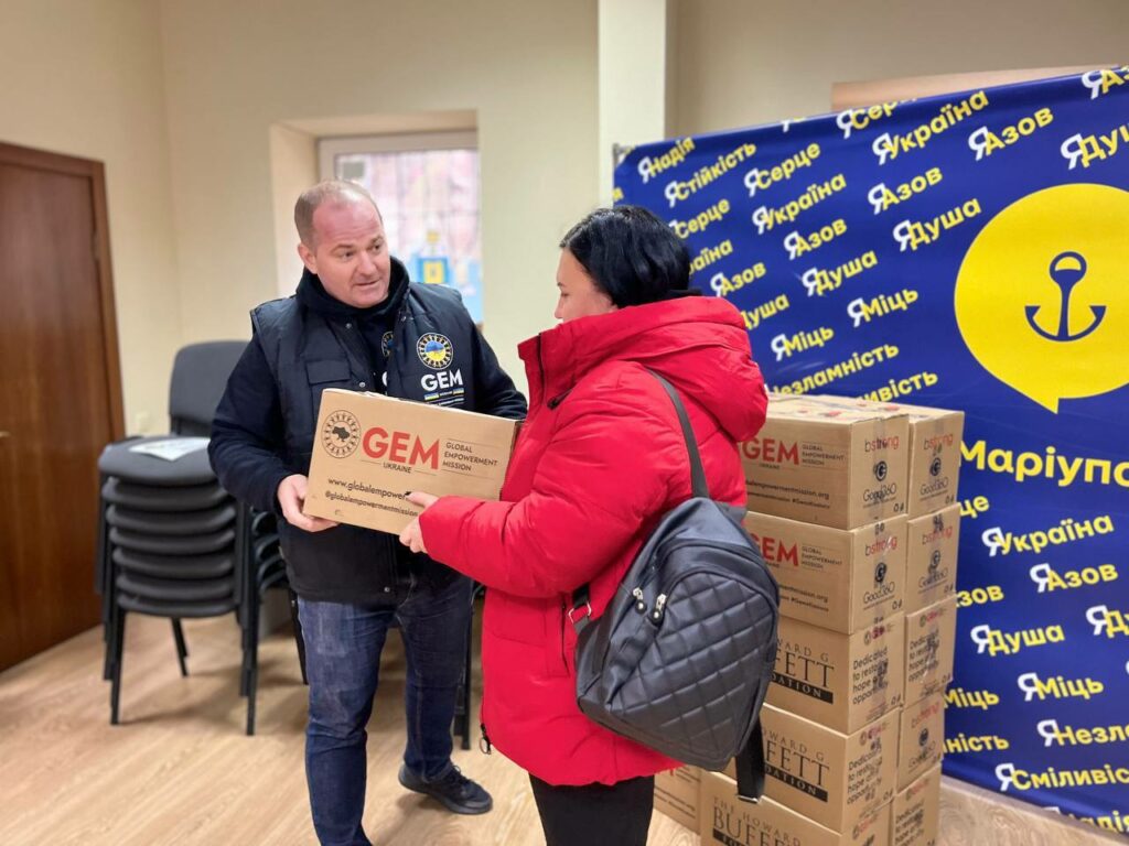 Маріупольці отримують продуктову підтримку від GEM (фото)