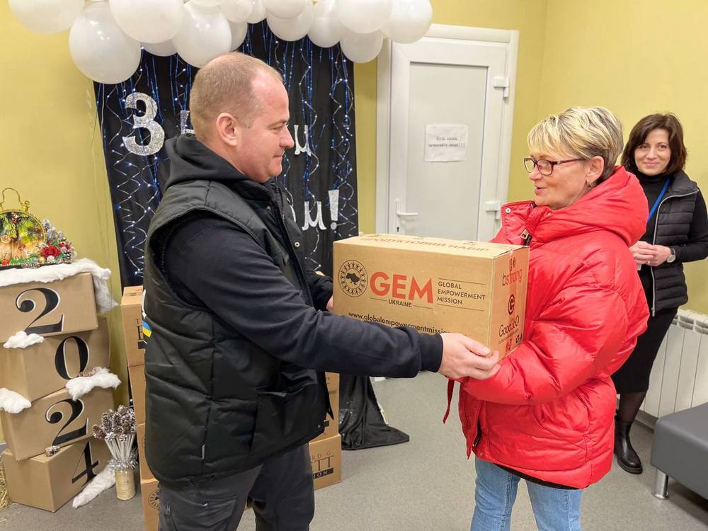 Маріупольці отримують продуктову підтримку від GEM (фото)