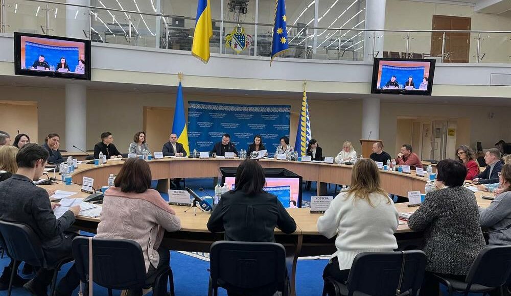 Маріупольці розповіли про проєкти для переселенців в містах України