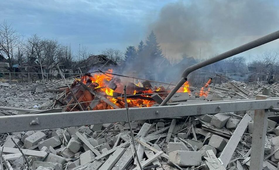 Черговий обстріл Покровської громади: є руйнування будинків, іде пошук людей, — ОВА