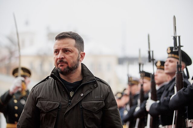 Нужно победить: Зеленский призвал партнеров не дать заморозить войну на условиях россии