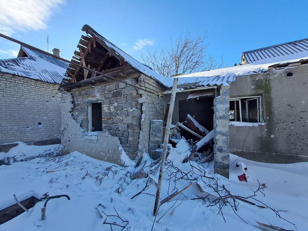 На Донеччині російська армія обстріляла громади: в ОВА показали наслідки ворожих атак