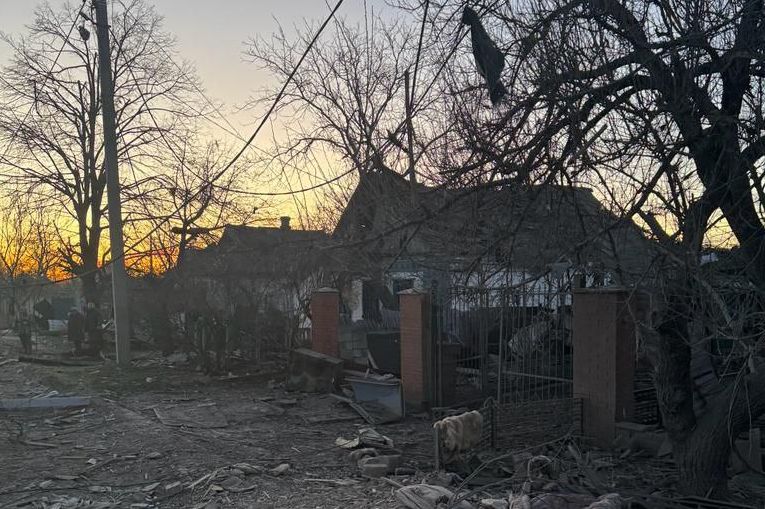 В результате ракетного обстрела Горняка в Донецкой области убиты двое гражданских, 8 ранены