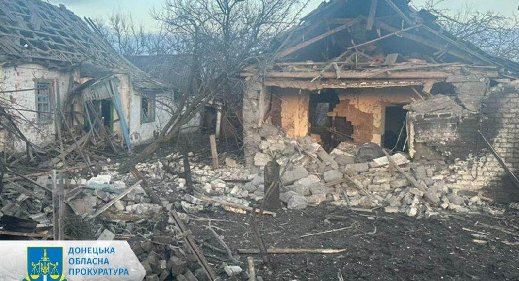 У прокуратурі повідомили про наслідки обстрілу Торецька та Цукуриного
