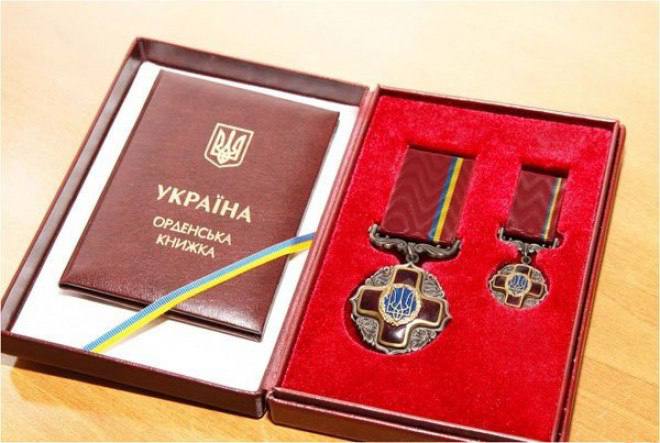 Зеленський відзначив начальника Покровської МВА державною нагородою