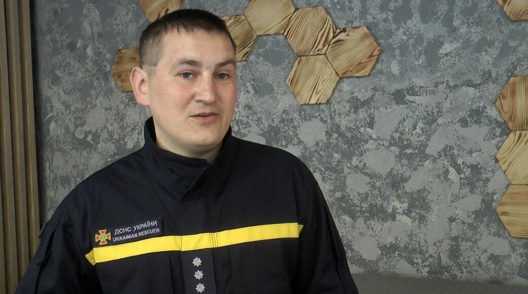Найскладніше в роботі находити тіла дітей, — рятувальник з Маріуполя