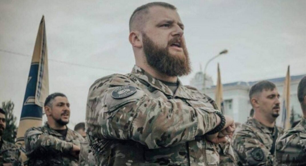 Вулицю Києва хочуть перейменувати на честь полеглого командира батальйону Азов Олега Мудрака