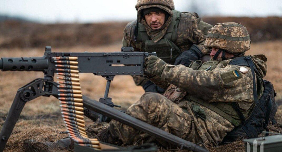 На Лиманському напрямку ворог залучає все наявне озброєння, ведуться жорсткі бої, — ЗСУ