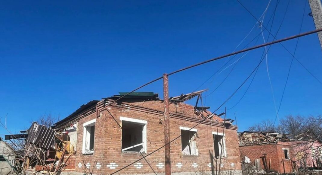 Внаслідок російських обстрілів Покровського та Бахмутського районів є загибла та поранені: подробиці від прокуратури (фото)