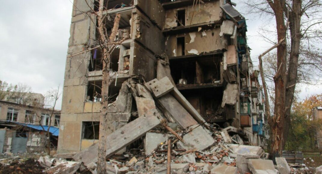 В Авдіївці можлива епідемія холери: стоїть сморід, завали з мертвими людьми окупанти не розбирають