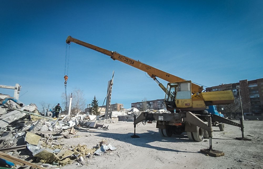 У Краматорську завершено пошукові роботи на місці ворожого обстрілу двоповерхівки