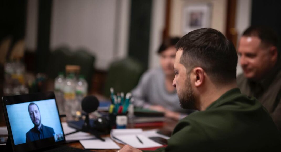 Зеленський побажав успіху на "Оскарі" режисеру фільму "20 днів у Маріуполі"