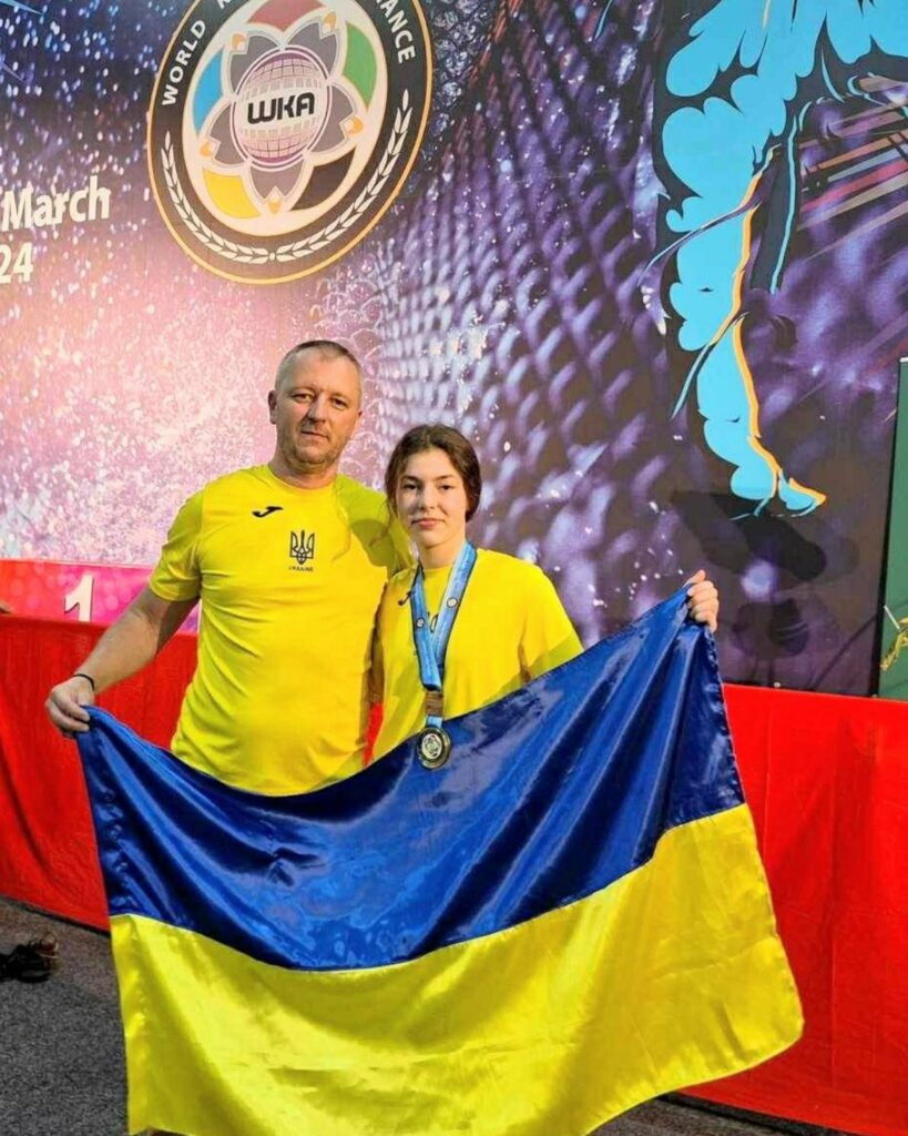 Старобільчанка Ксенія Колесниченко чемпіонка з карате