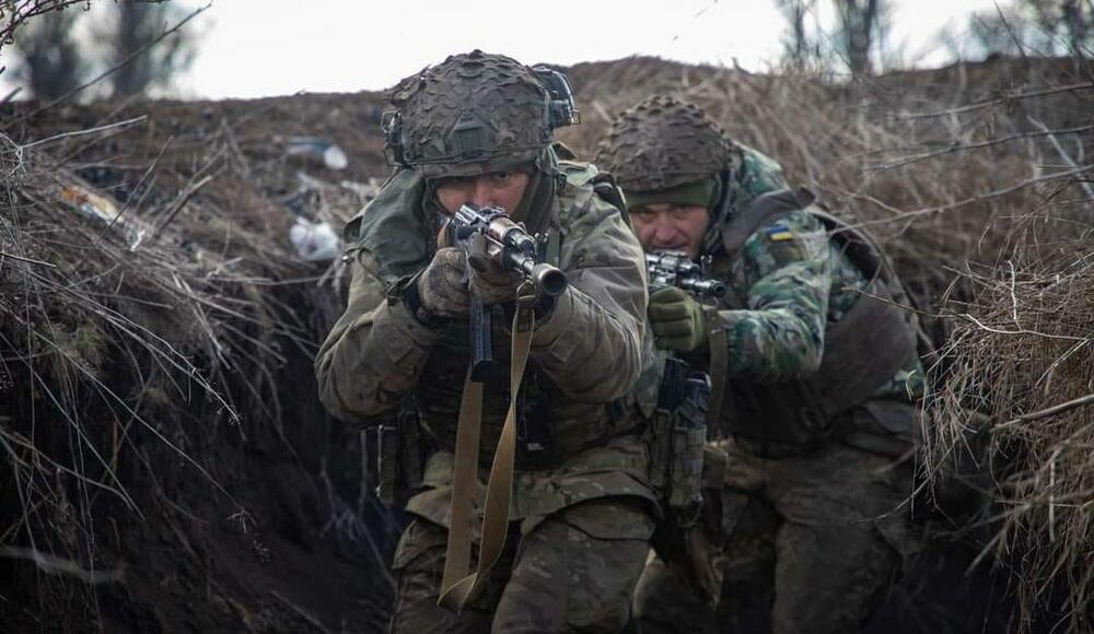 На Авдіївському напрямку українські захисники відбили 15 атак ворога