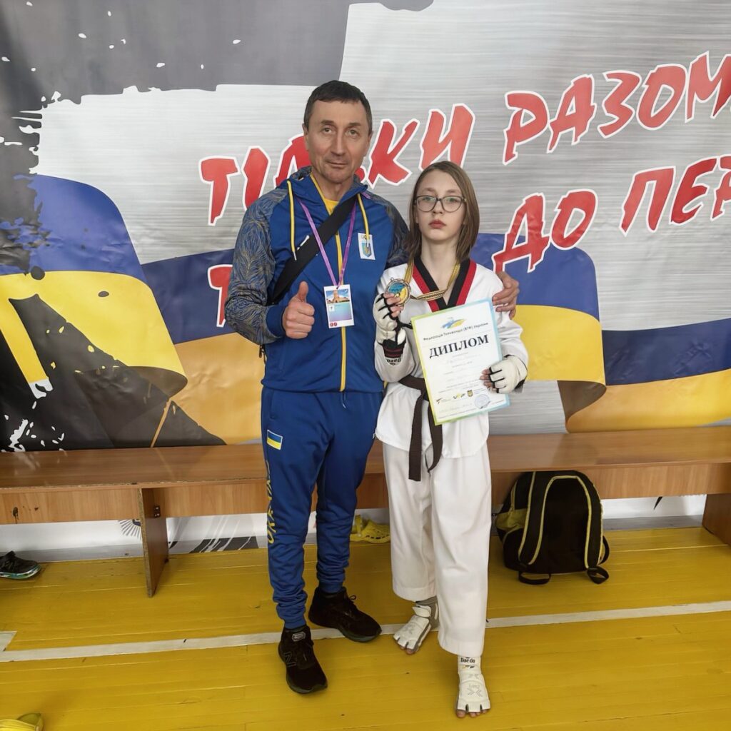 картисти 4