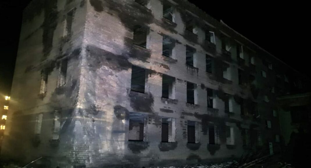 В полиции Донетчины рассказали, куда за прошедшие сутки россияне били авиацией, ракетами и артиллерией (фото)
