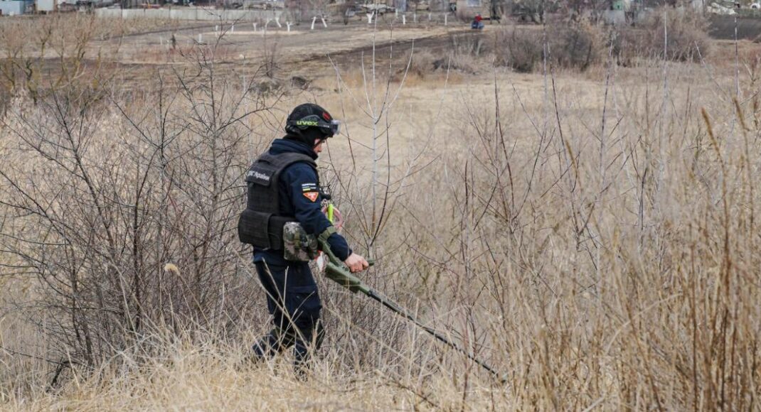 40 взрывоопасных предметов уничтожили на Донетчине в течение суток (фото)