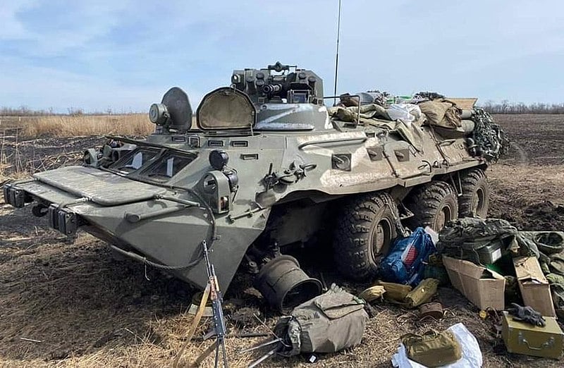 Прикордонники на Бахмутському напрямку знищили два російські БТР-82А (відео)