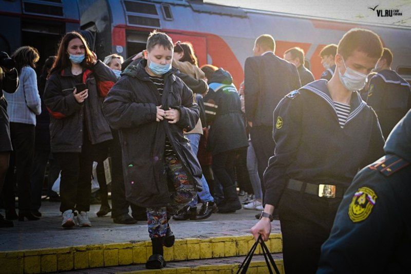 Мілітаризація дітей окупація