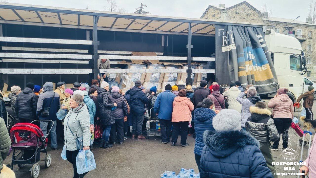Мешканці Покровського району отримали продуктові набори від GEM (фото)