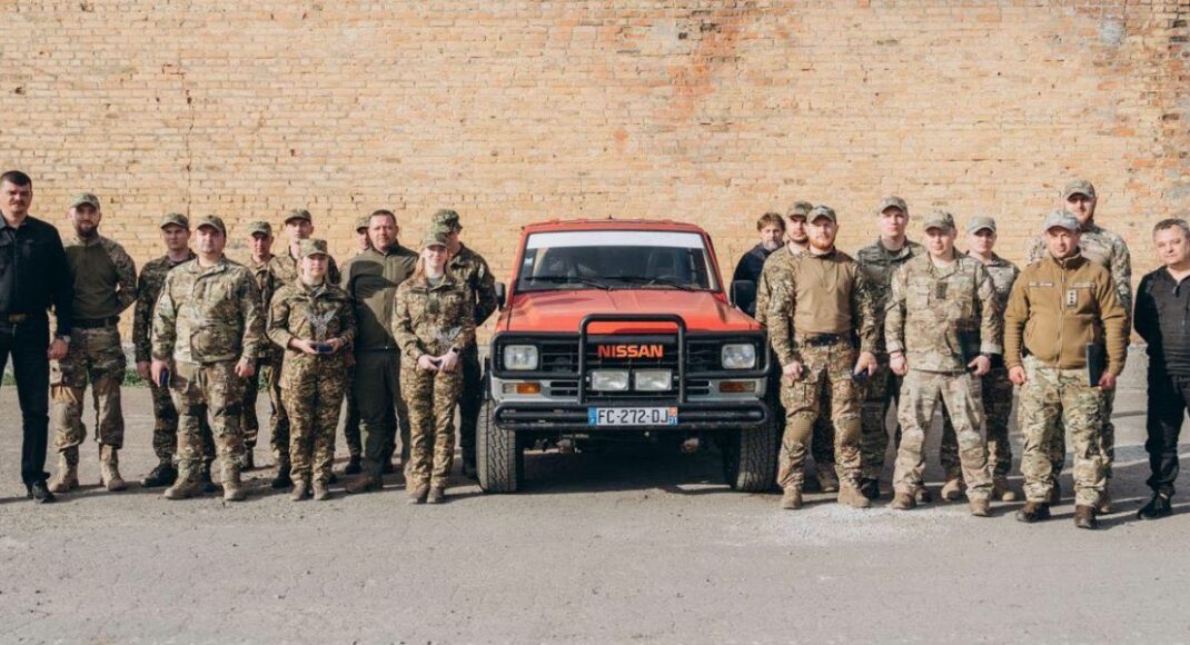 Бійці бригади "Рубіж" отримали відзнаки та позашляховик від керівництва Рубіжного та Луганської області (фото)