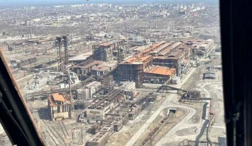 Міськрада показала, як виглядає зруйнована окупантами Лівобережна частина Маріуполя (фото)