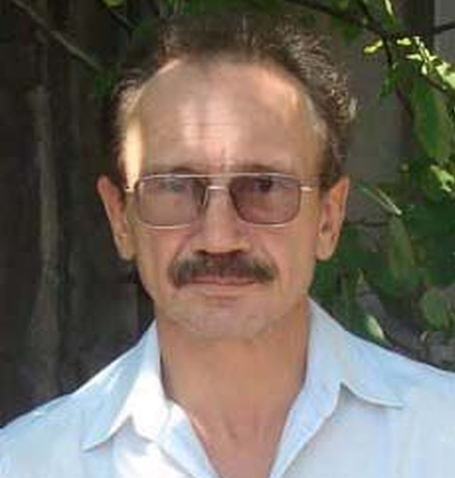 Олег Недавній
