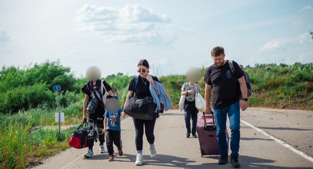 З окупованого Маріуполя вдалося повернути 15-річну дівчину