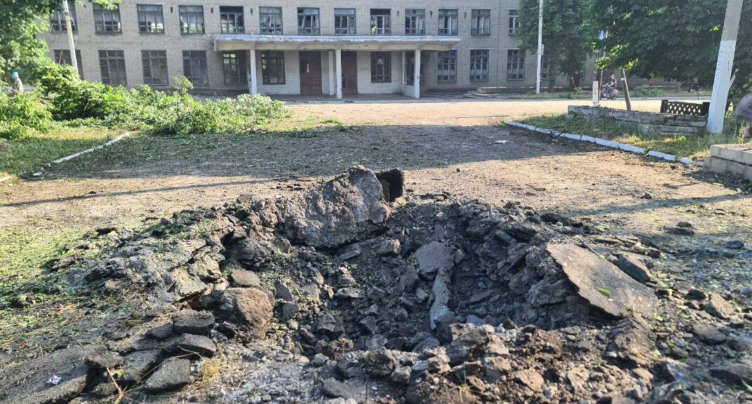 По оккупированной Кадиевке на Луганщине произошел прилет (фото)